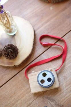 Plan Toys Colored Snap Camera -Plan Toys Shop colored snap camera plan toys lil tulips 14320313794678